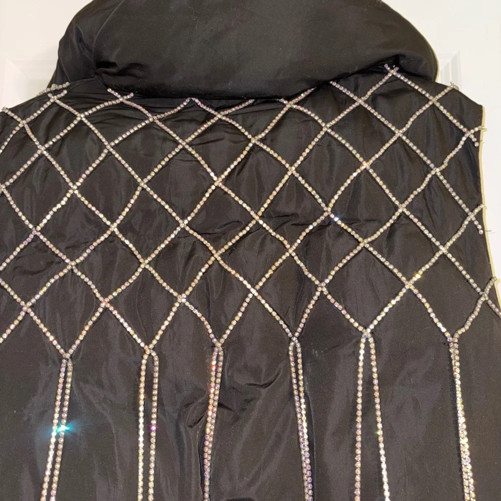 AKIRA Black Cold-Shoulder Puffer Coat With Iridescent Rhinestones Size M - Picture 14 of 16